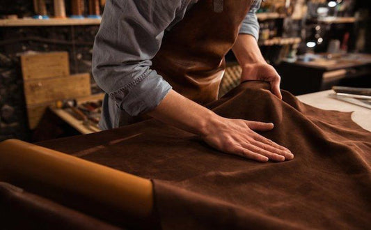 How to take care and maintain Vegetable Tanned Leather? - LEATHERFLO