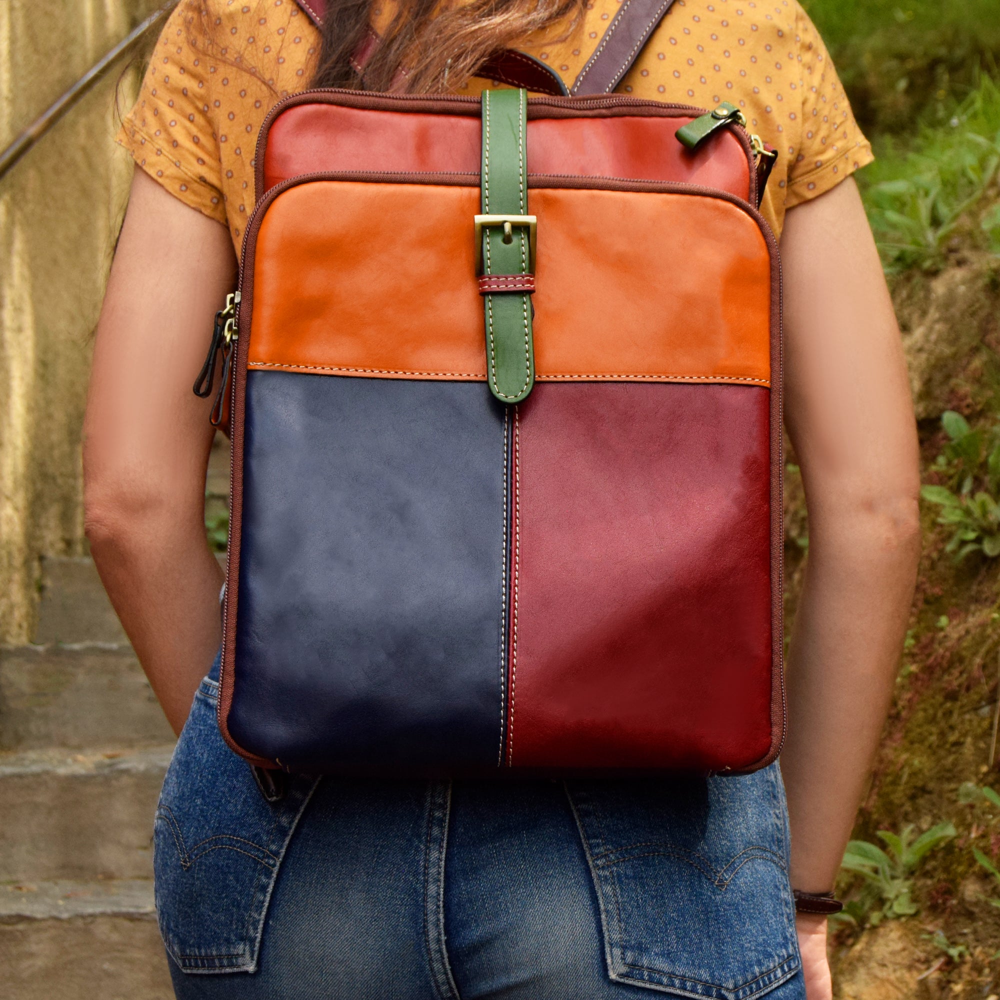 Ladies leather laptop discount backpack